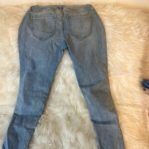 Classic Women's Light Blue Denim Jeans